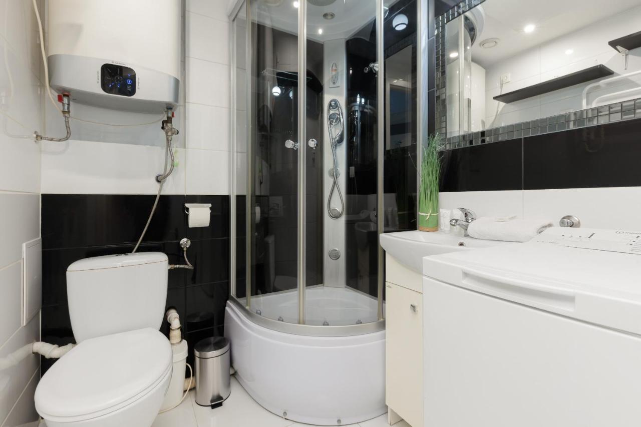 Affordable Underground Studio Near Pge Narodowy By Noclegi Renters Warsaw Ngoại thất bức ảnh